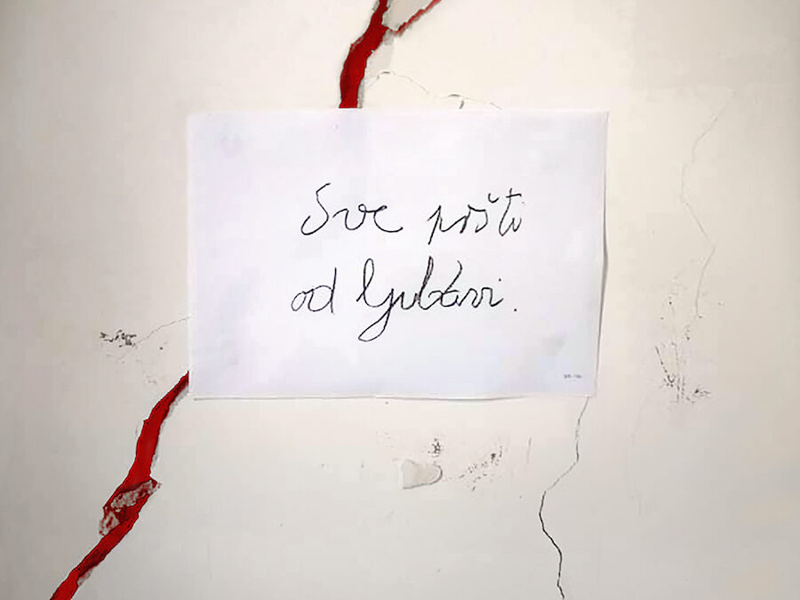 „sve pršti od ljubavi / „alles platzt vor liebe“ Variationen