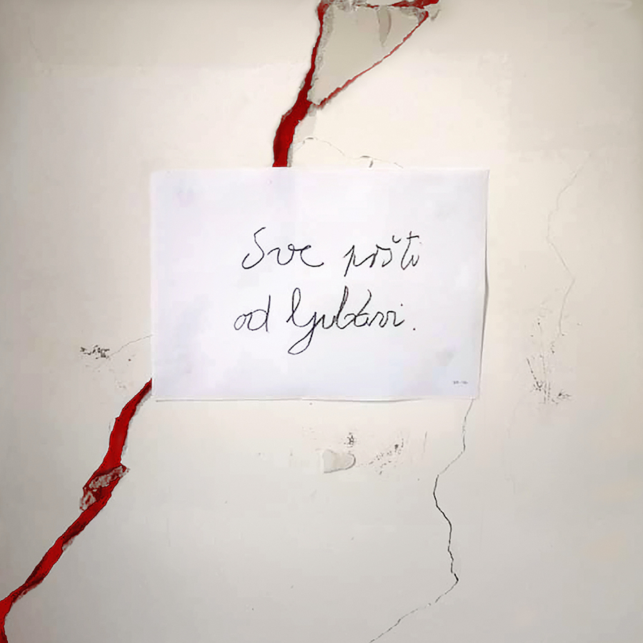 „sve pršti od ljubavi / „alles platzt vor liebe“ Variationen